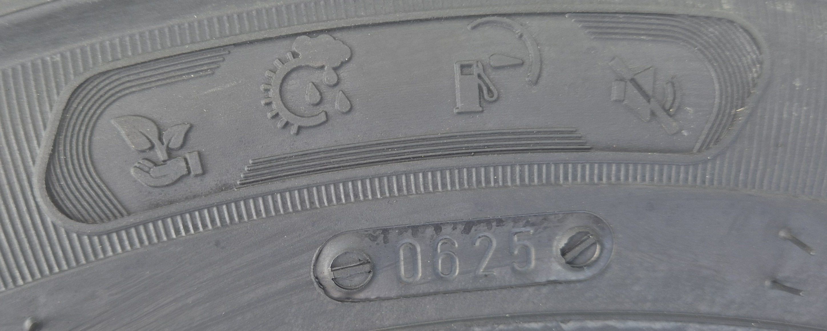 155/65 R14, 75T, RIKEN (By Michelin) Road, Anvelope de vara