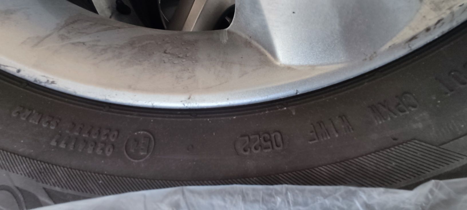 Джанти и гуми за Сузуки 16-ки OEM 5х114.3 /205/60/16 Барум