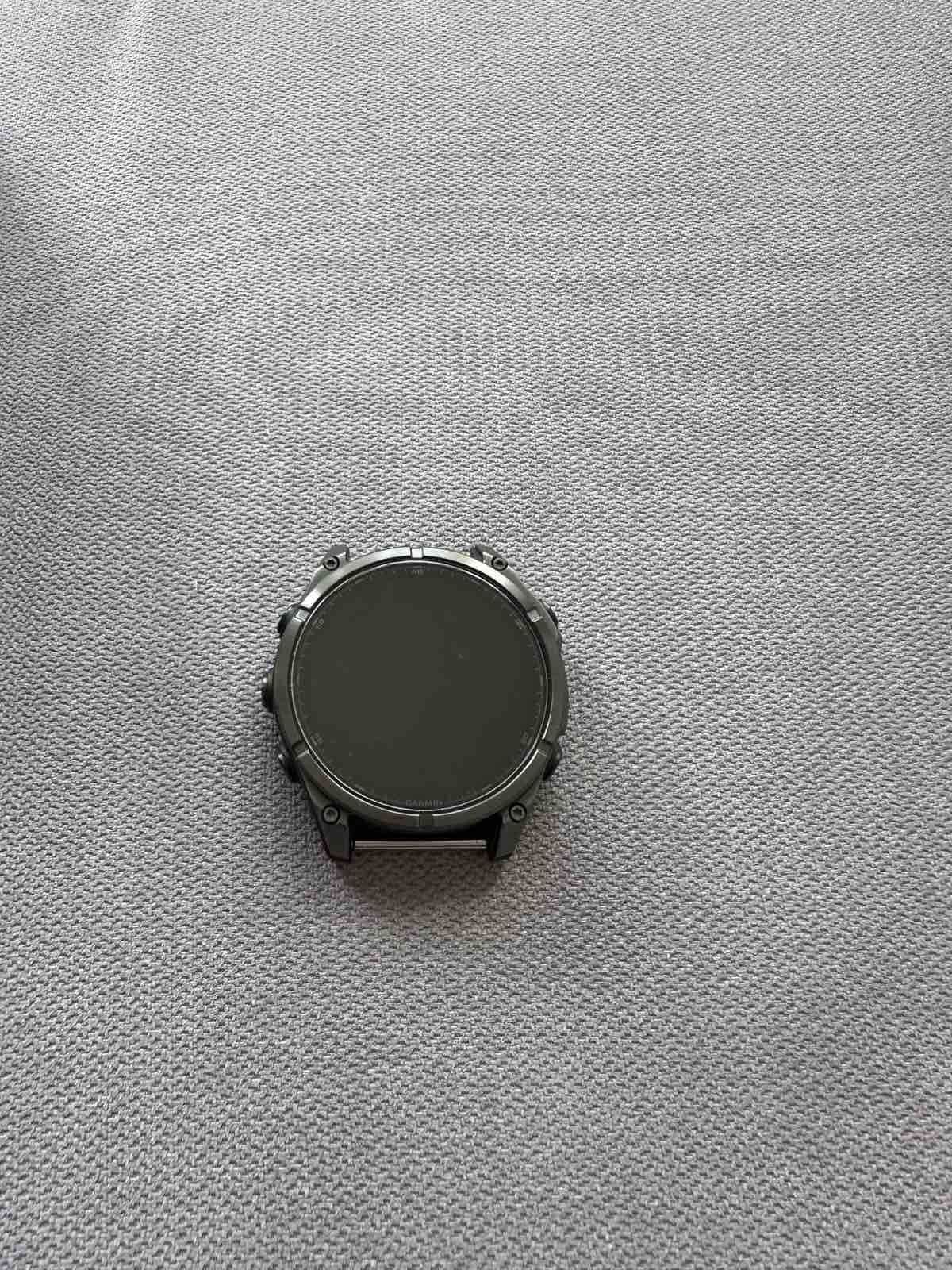 Garmin Fenix 8 Amoled Sapphire 47mm, 18 месеца оставаща гаранция