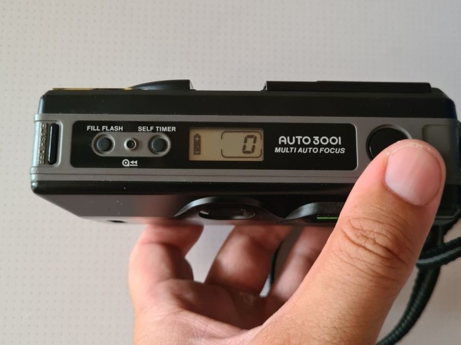 Chinon Auto 3001 Multi Auto Focus Camera Aparat Foto Film Point Shoot