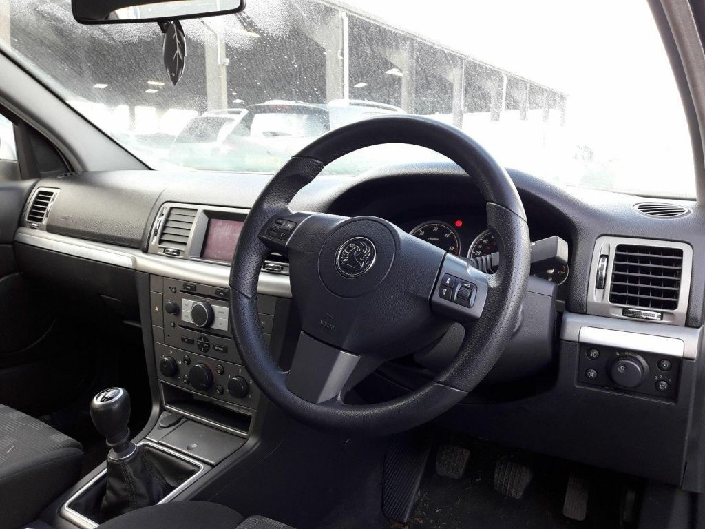 Calculator motor ECU Opel Vectra C 2007 Berlina 1.9