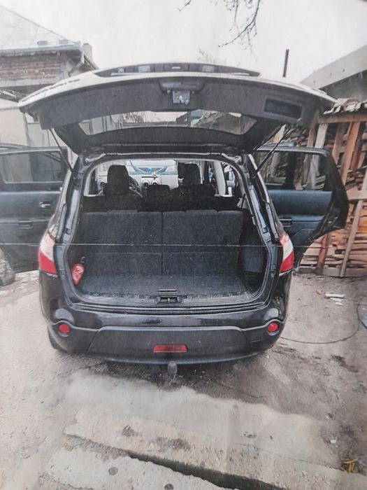Vând autoturism NissanQasQai+2