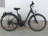 Bicicleta dama electrică Cube motor Bosch
