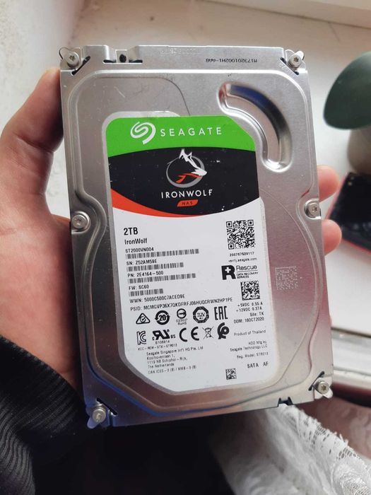 Hard Disk Seagate ST2000VN004, 2TB 2000GB NOU NE FOLOSIT POZA REALA