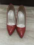 Pantofi stiletto