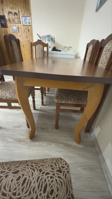 Продам набор стол со стульями