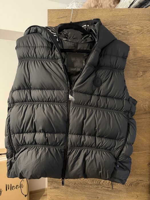 Set Geaca si vesta Moncler