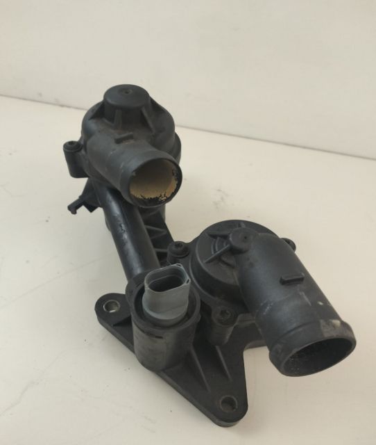 Corp Termostat 03c121026 Volkswagen VW Golf a 5-a generatie