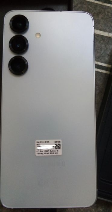 Samsung Galaxy S25 128GB Icy Blue – Чисто нов!