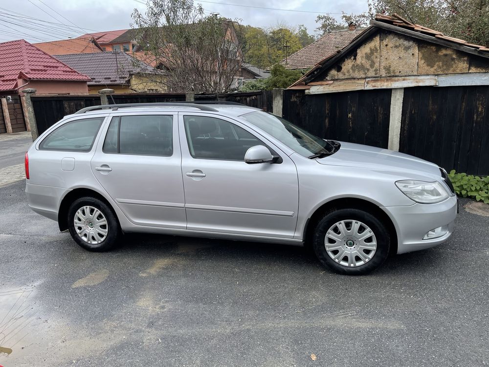 Skoda Octavia 4x4 motorizare 1.6 diesel 105 cp an 2011