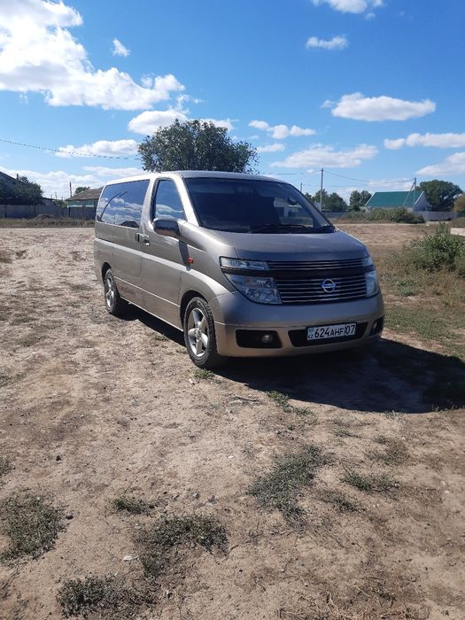 Продаётся ниссан эльгранд