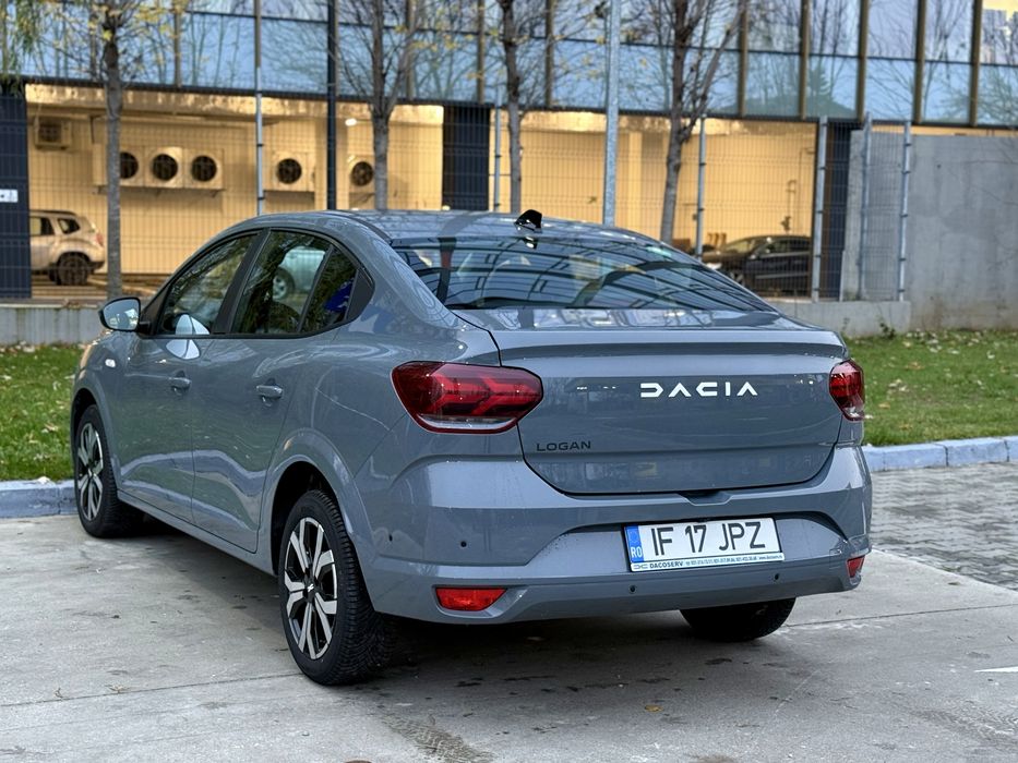 Dacia Logan Journey+ 12.000 km nou Benzină 1.0 TCe turbo 90 CP an 2024