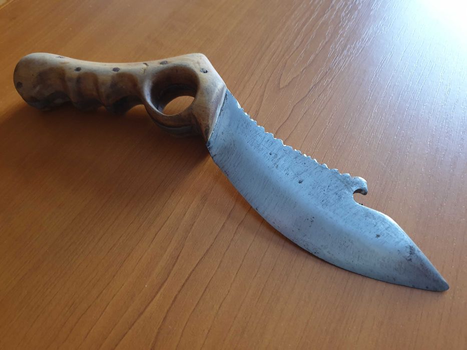 Cuțit vintage vechi