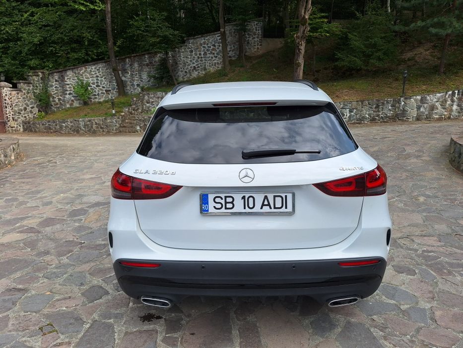 Mercedes Benz GLA 220 D 4MATIC AMG