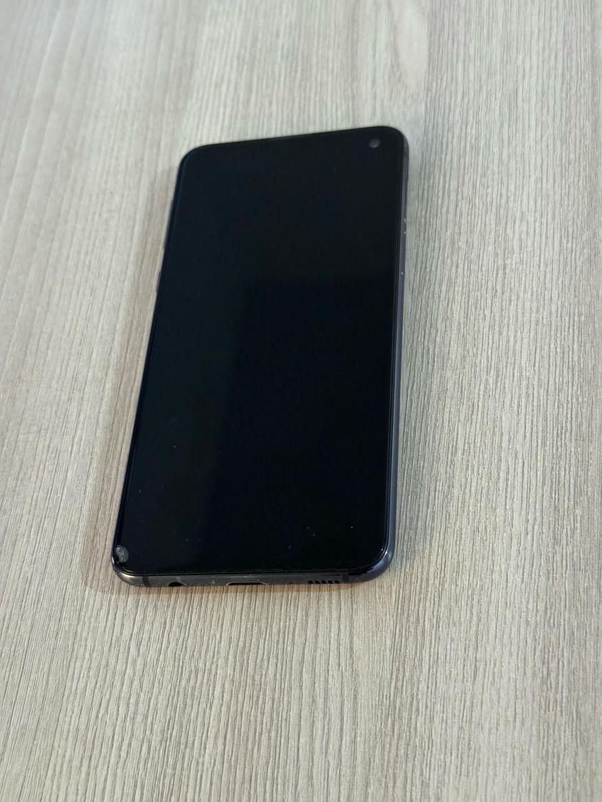 Samsung S10e black