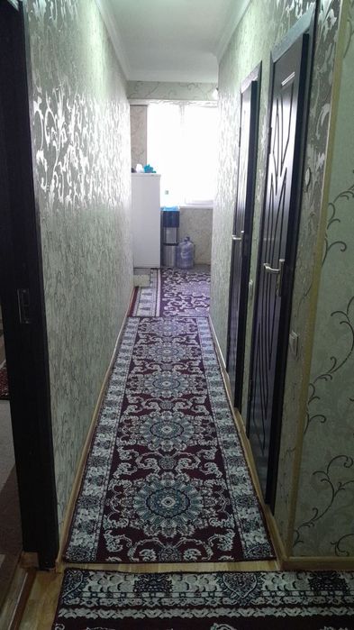 2 qavatli uy sotladi 3hona qogan malumotla telfonda