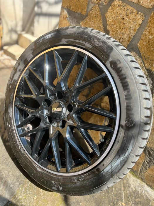 Джанти 17ки CMS C25 DIRIBLGLS
7.5JX18" 5X112 ET37 CB66.5 Gloss black
