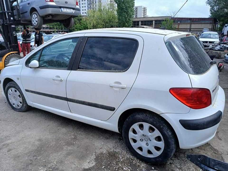 Dezmembrez Peugeot 307-1.4 Benzina Din 2006-KFU