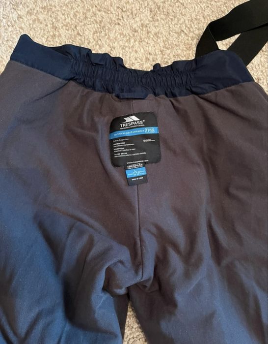 Costum ski / snowboard Trespass