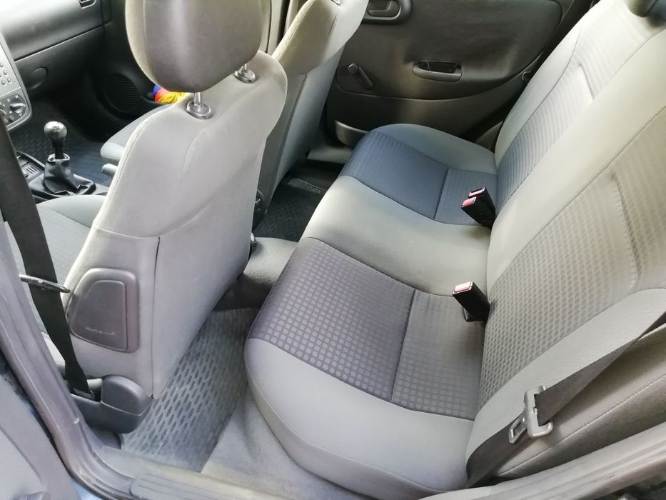 Opel CORSA c 2002