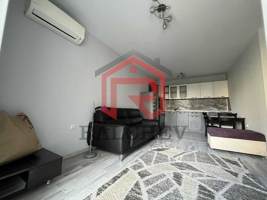 Двустаен апартамент / Победа