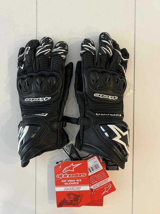 Ръкавици Alpinestars GP PRO R3 (Размер Л) НОВИ!