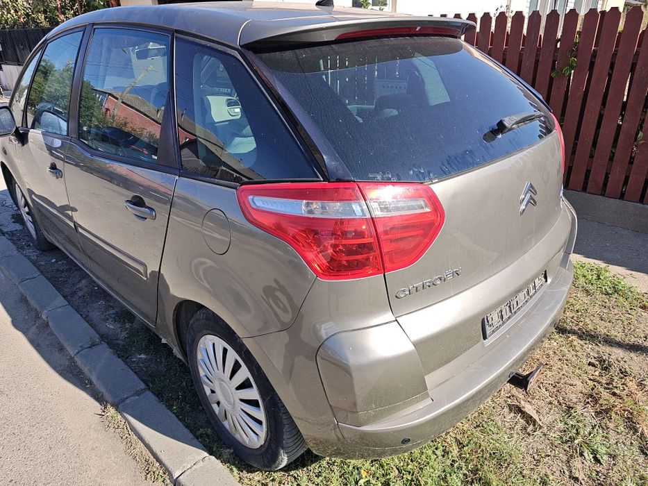 Dezmembrez Citroen C4 Picasso 2009 1.6hdi cutie robotizata. Constanța