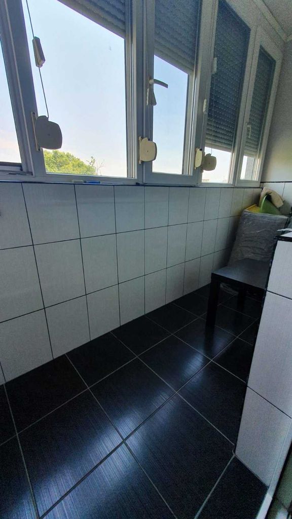 Продава се Двустаен апартамент в Пазарджик, Запад - 65 кв.м за 1077 €/кв.м - Снимка #10