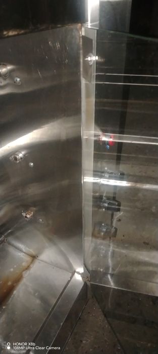 Grill aparat va stol stullar sotiladi yelimi ham bor stol stullarni