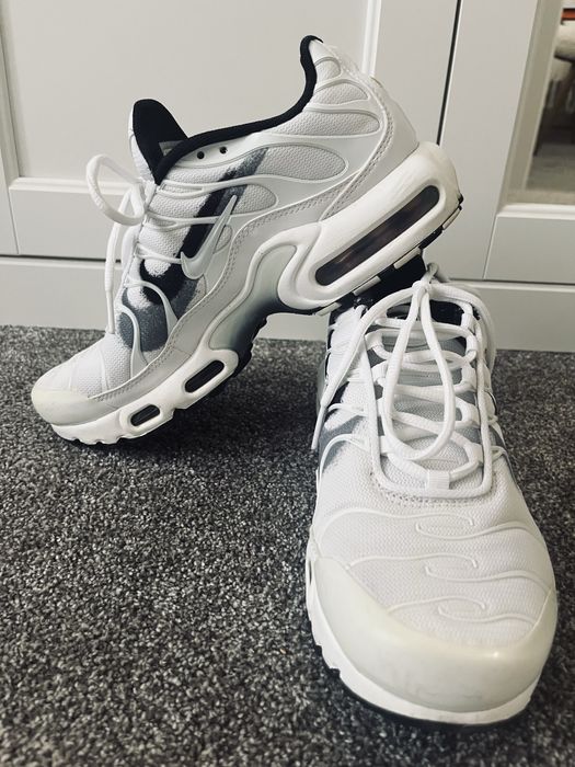 Оригинални маратонки Nike Air Max Plus Tn