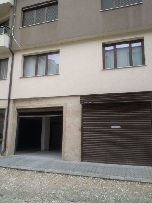 Продава се Тристаен апартамент в Асеновград - 110 кв.м за 1113 €/кв.м - Снимка #2