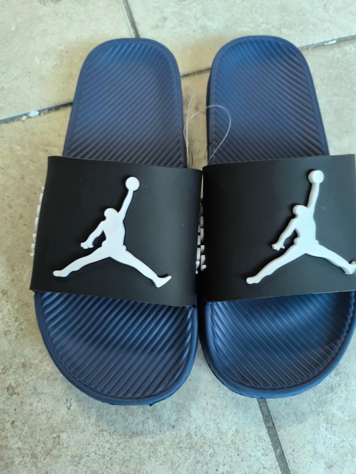 Papuci Jordan3 D calitate superioara