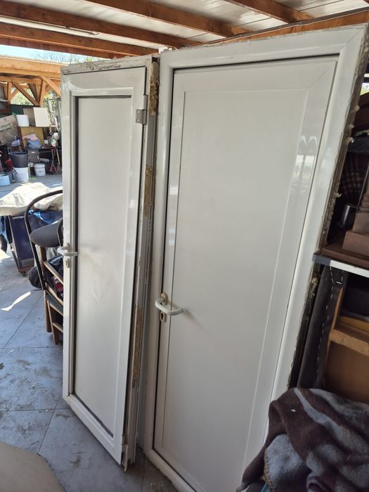 Алуминиеви врати