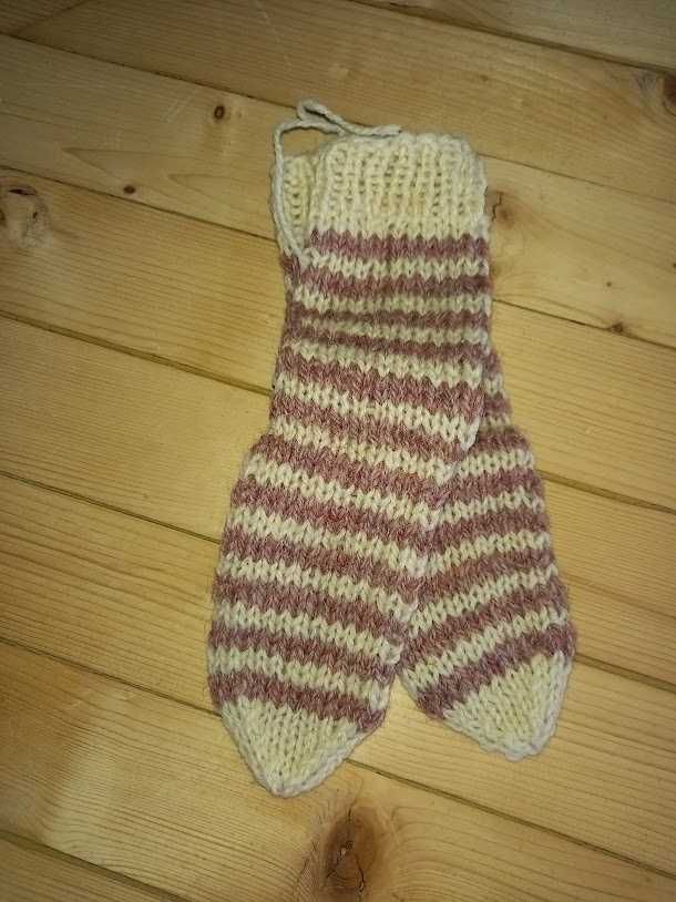 детски ръчно плетени чорапи с 40% мека бебешка вълна