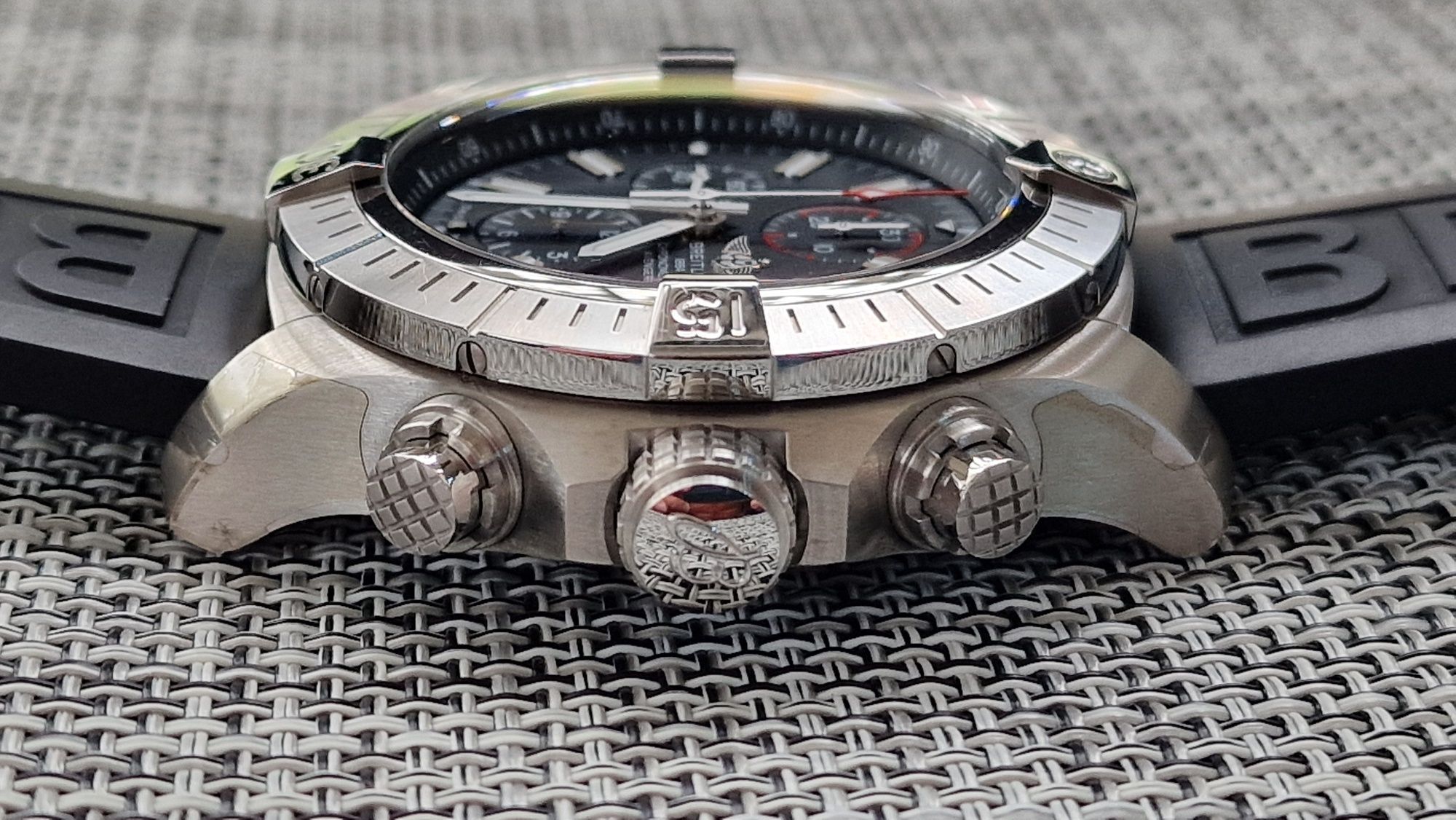 Часовник Breitling Super Avenger II Chronograph 2022 48mm