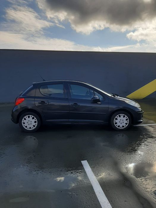 Peugeot 207 1,4 benzina  2008