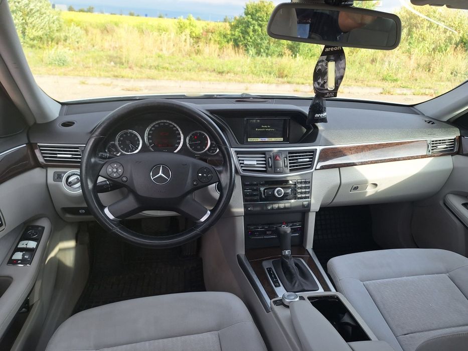 Mercedes-Benz  E Classe.     2009 / 2.2 CDI