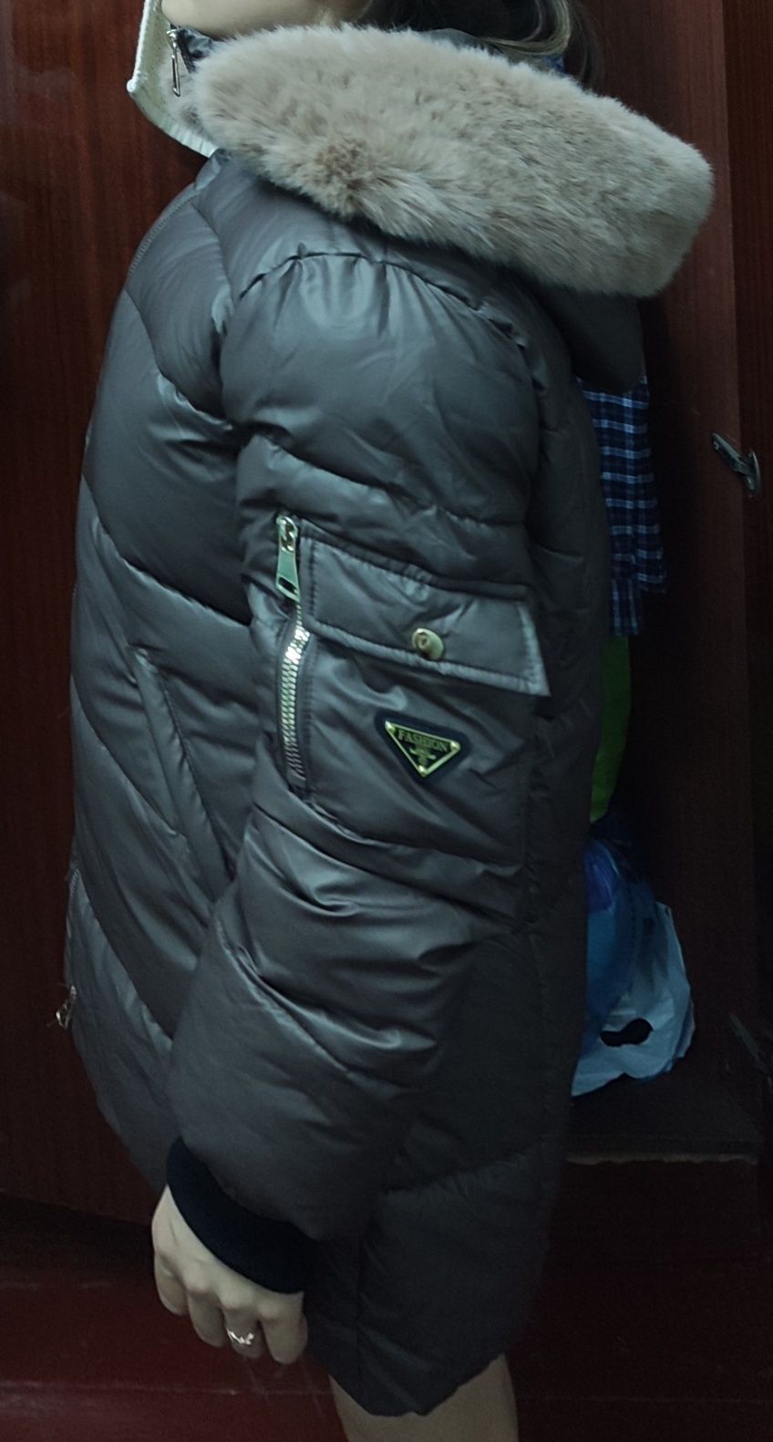 Продаём зимнюю куртку