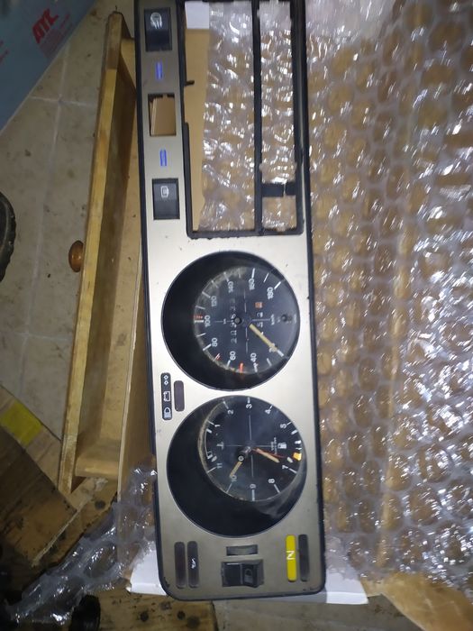 Части и Спойлер Камей,километраж за голф МК 1/ volkswagen golf mk 1.!!