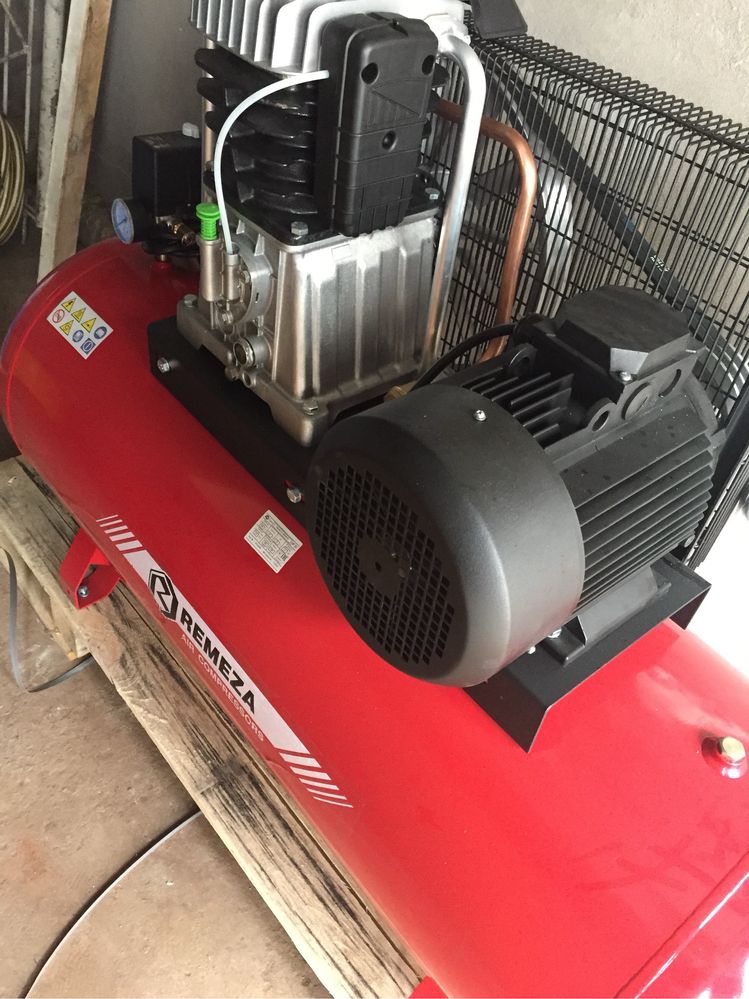 Remeza Katta Kompressor 16 bar, 270 litr, 7.5 kv