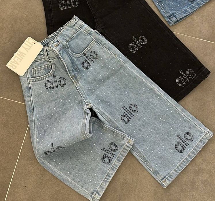 Blugi fetite de la 2 la 6 ani