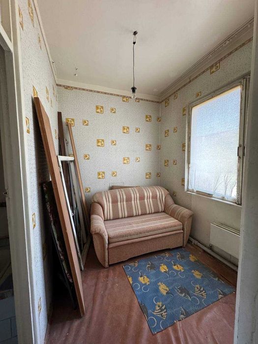 Продажа! 2 комн. 2/4 на массиве Куйлюк 1 Около 218 школы. 50м2. Балкон