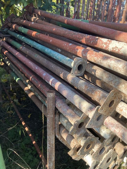 Popi metalici de constructi