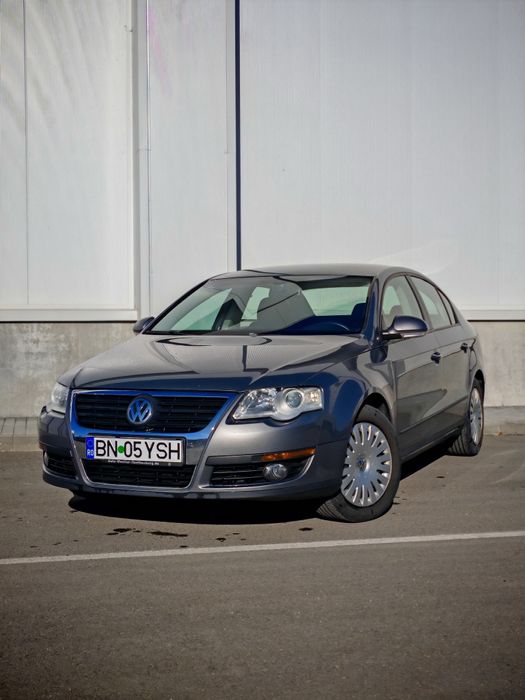 Vand VW Passat 2.0 FSI  foarte întreținută