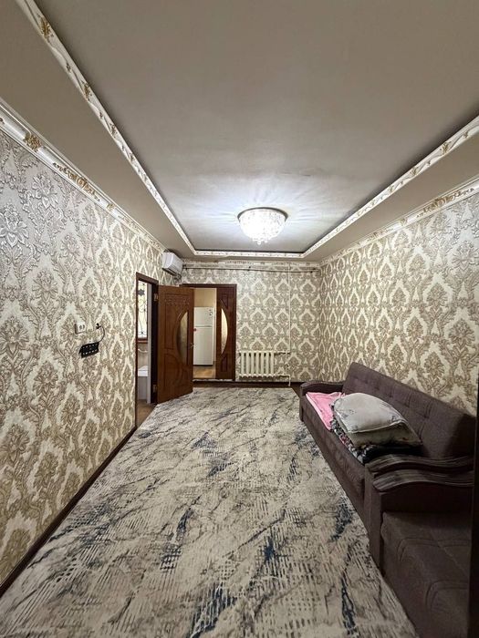 Чиланзар -21 квартал 2-х комнатная