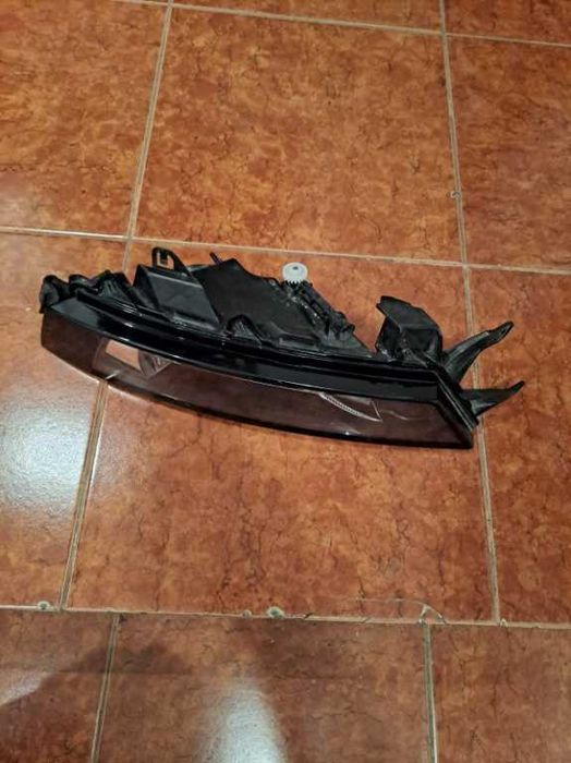 Proiector stanga original Skoda Rapid facelift cod 5JA941699D