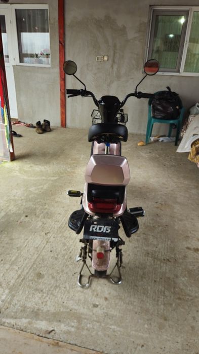 Motocicleta electrica RDB