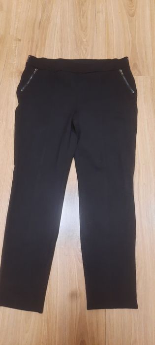 Pantaloni dama moderni