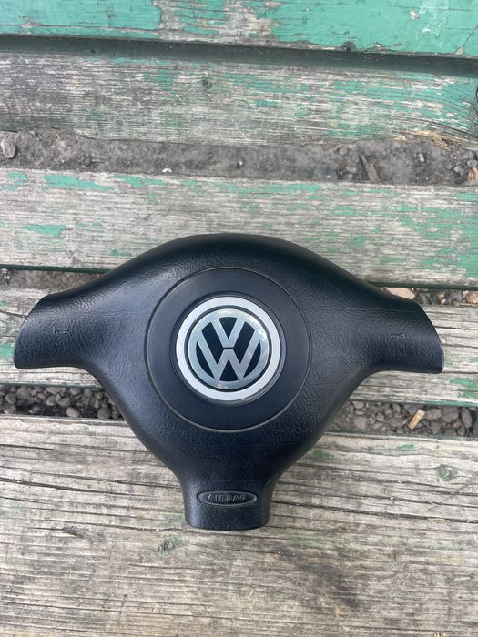 Аербаци за трилъчови волани Фолксваген и Сеат