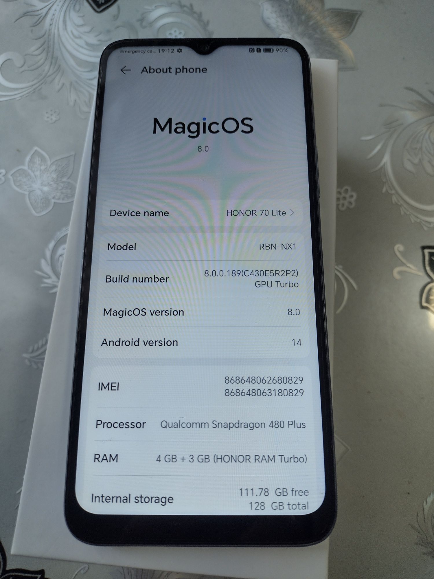 Honor   70  Lite